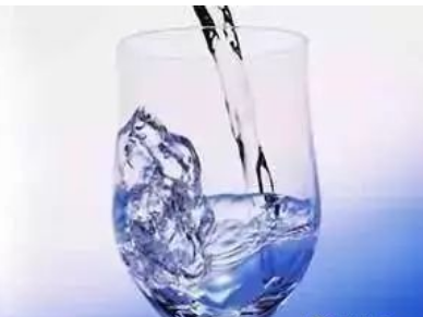 喝白酒還一口悶？這才是專業(yè)的品酒方式！